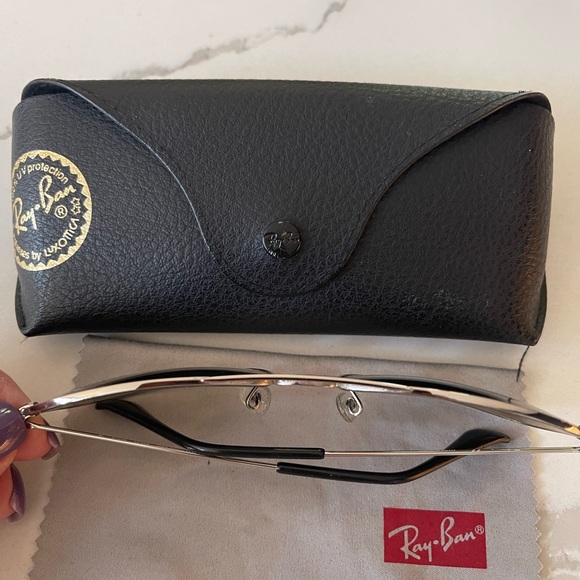 Ray Ban Vintage Cockpit Aviator Sunglasses | Silver - Picture 2 of 7